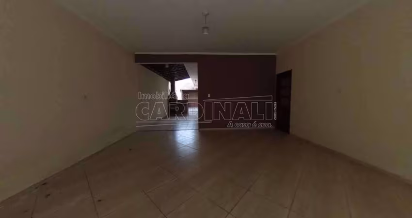 Casa para venda em Jardim Ipanema de 250.00m² com 3 Quartos, 1 Suite e 4 Garagens