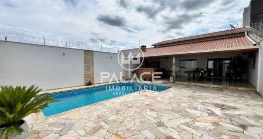 Casa para venda em Parque São Matheus de 130.00m² com 3 Quartos, 1 Suite e 4 Garagens