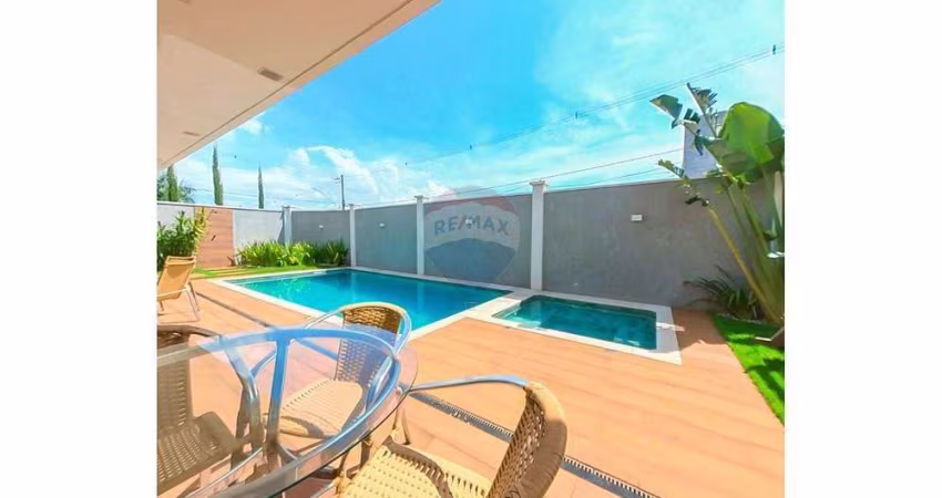 Casa para venda em Jardim Terras De Carolina de 326.00m² com 4 Quartos, 4 Suites e 2 Garagens