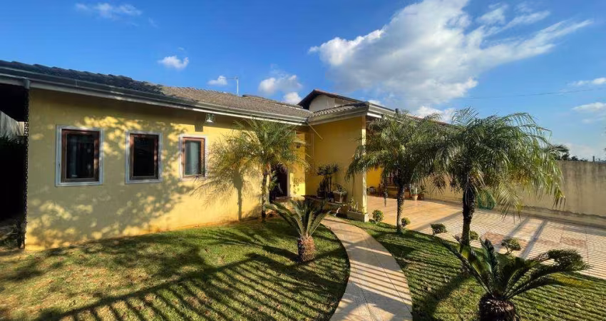 Casa de Condomínio para venda em Vargem Grande Paulista de 320.00m² com 4 Quartos, 3 Suites e 4 Garagens