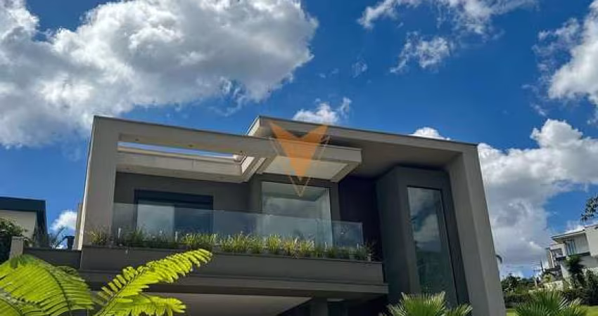 Casa para venda em Tamboré de 403.00m² com 5 Quartos, 5 Suites e 3 Garagens