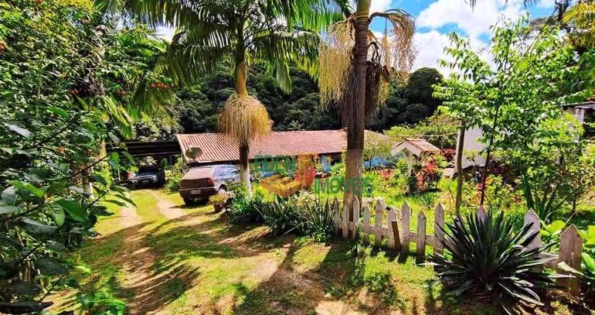 Fazenda / Sítio para venda em Sarapui De Cima de 7000.00m² com 5 Quartos e 1 Suite