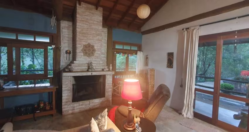 Casa para venda em Área Rural De São Francisco Xavier de 140.00m² com 2 Quartos, 2 Suites e 10 Garagens