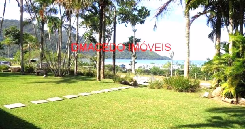 Casa para venda em Condominio Lagoinha de 1110.00m² com 6 Quartos, 6 Suites e 8 Garagens