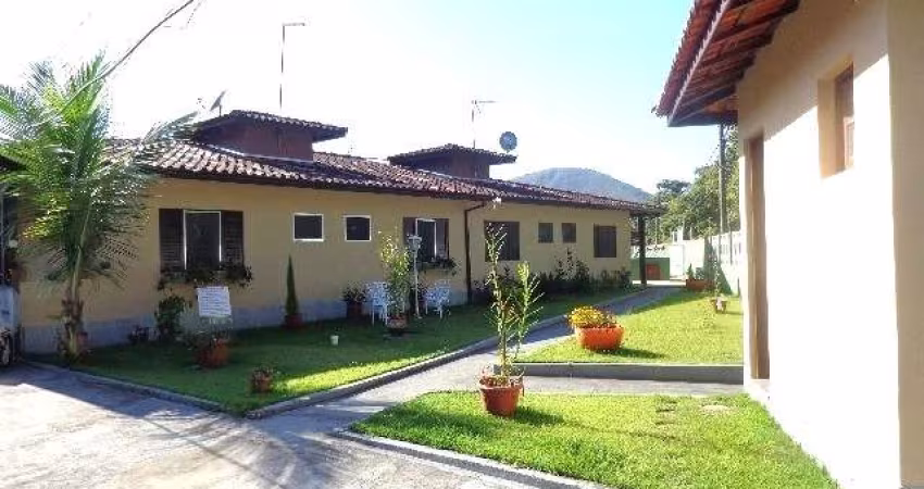 Casa para alugar em Martim De Sa de 56.00m² com 2 Quartos e 1 Garagem