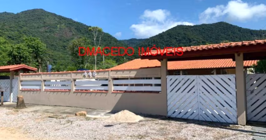 Casa para venda em Praia Da Lagoinha de 520.00m² com 4 Quartos, 2 Suites e 4 Garagens