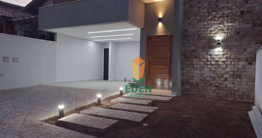Casa de Condomínio para venda em Condomínio Granja Olga Ii de 167.00m² com 3 Quartos, 3 Suites e 4 Garagens
