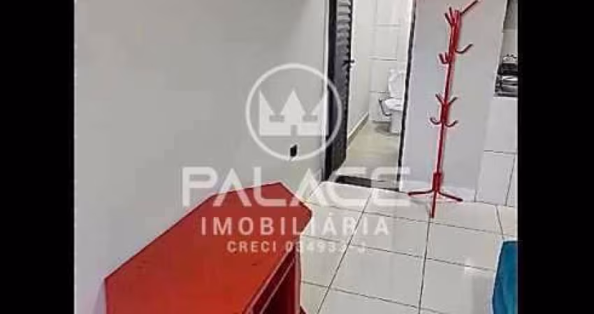 Casa para alugar em Água Branca de 27.00m² com 1 Quarto