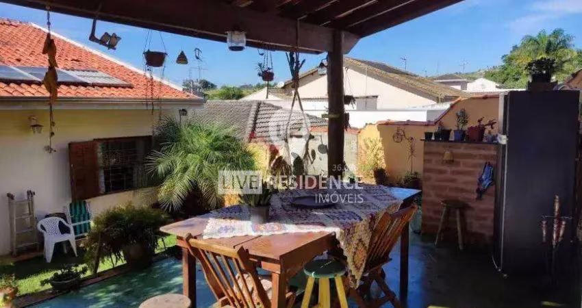 Casa para venda em Giardino D' Itália de 199.00m² com 4 Quartos, 2 Suites e 2 Garagens