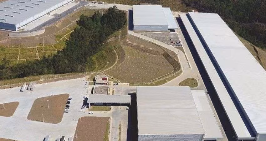 Galpão / Depósito / Armazém para alugar em Empresarial Paineira (jordanésia) de 7178.00m²