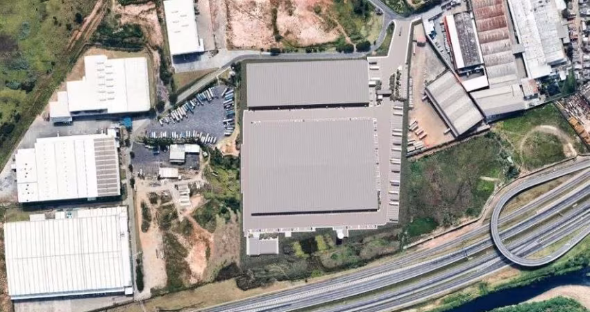 Galpão / Depósito / Armazém para alugar em Cumbica de 3486.00m²