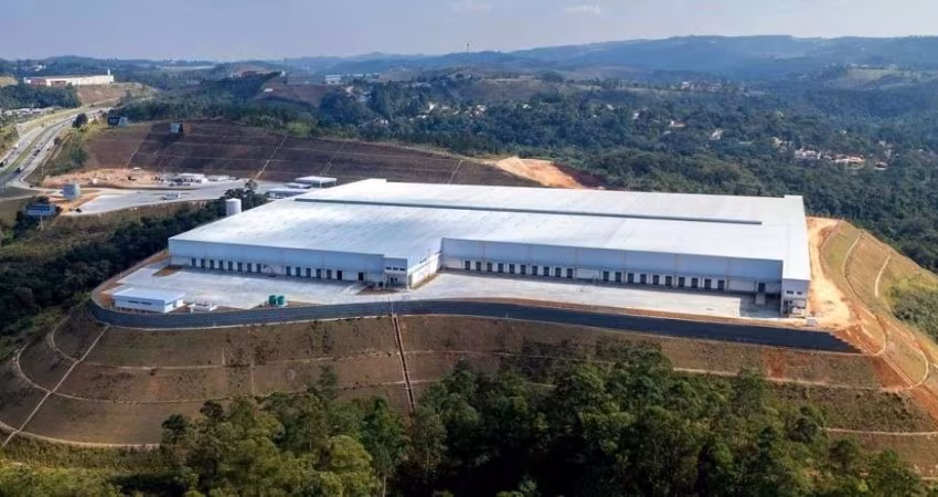 Galpão / Depósito / Armazém para alugar em Mombaça de 3785.00m²