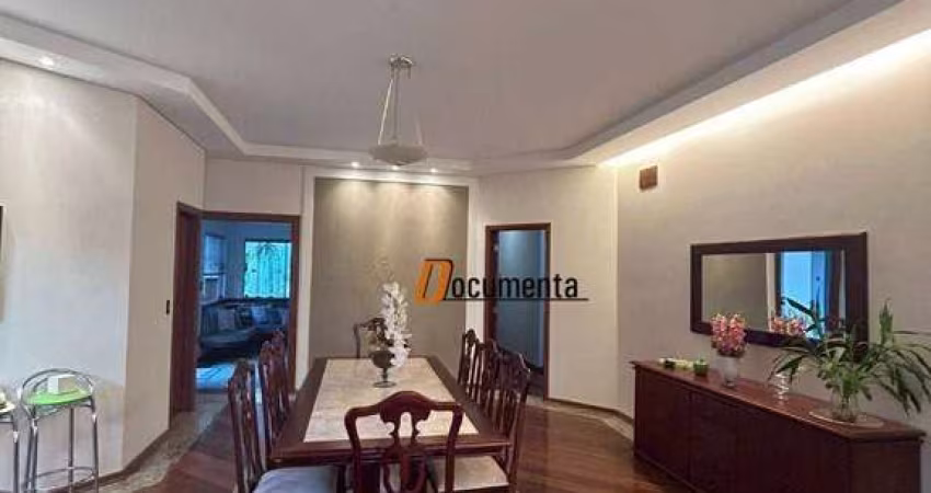 Casa para venda em Vila Bandeirantes de 337.00m² com 3 Quartos, 1 Suite e 2 Garagens