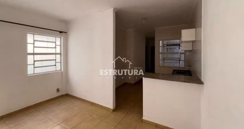 Casa para alugar em Centro de 90.00m² com 3 Quartos, 1 Suite e 1 Garagem