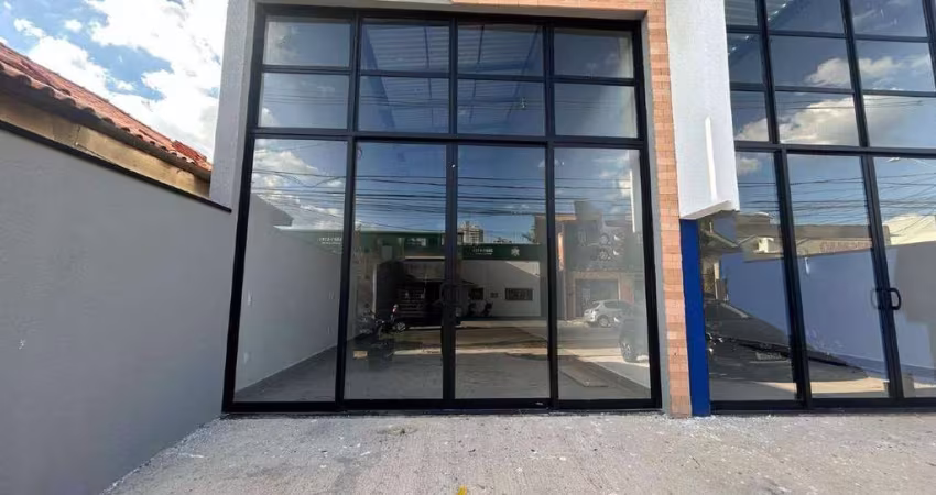 Galpão / Depósito / Armazém para alugar em Centro de 177.00m²