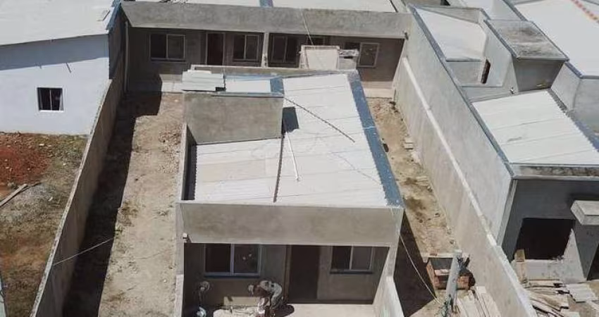 Casa para venda em Guaratuba de 49.00m² com 2 Quartos e 1 Suite