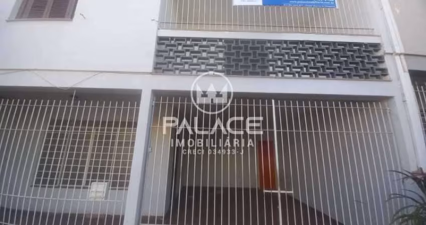 Casa para alugar em Alto de 198.00m² com 3 Quartos e 1 Garagem