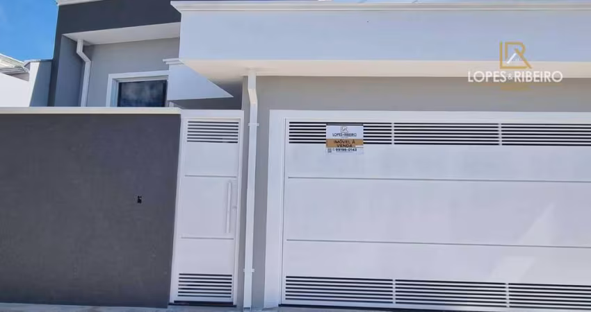 Casa para venda em Residencial Vila Di Capri de 104.00m² com 3 Quartos, 1 Suite e 2 Garagens