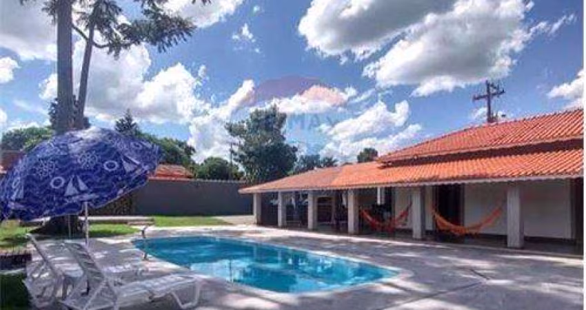 Casa para alugar em Nova São Pedro de 343.00m² com 3 Quartos e 3 Suites