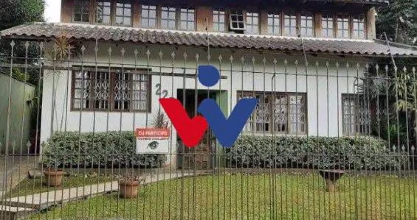 Casa para venda em Barreirinha de 360.00m² com 5 Quartos, 1 Suite e 8 Garagens