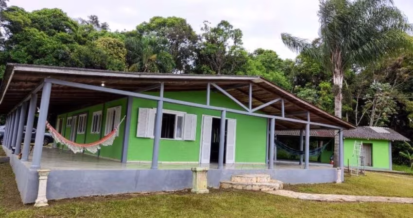 Chácara para venda em Antonina de 2000.00m² com 13 Quartos e 11 Suites