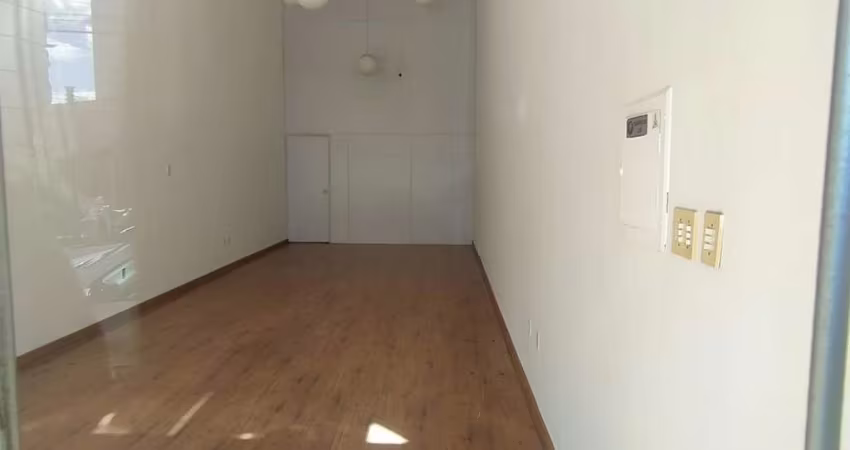 Sala Comercial para alugar em Centro de 70.00m²