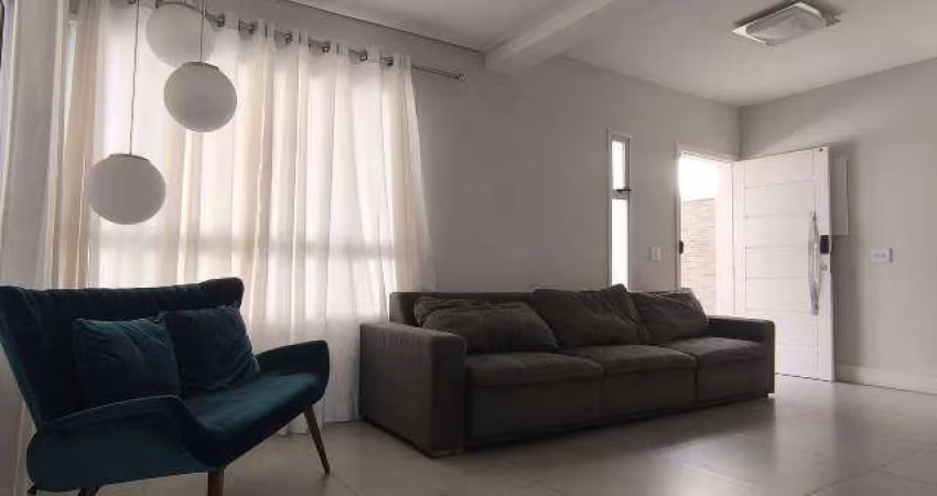 Casa para venda em Vila Oliveira de 180.00m² com 4 Quartos, 2 Suites e 2 Garagens