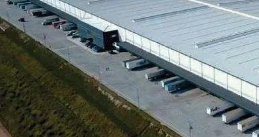 Galpão / Depósito / Armazém para alugar em Trevo de 10985.00m² com 8 Garagens