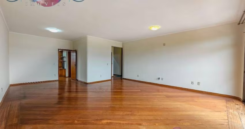 Apartamento para venda em Centro de 240.00m² com 3 Quartos, 3 Suites e 3 Garagens