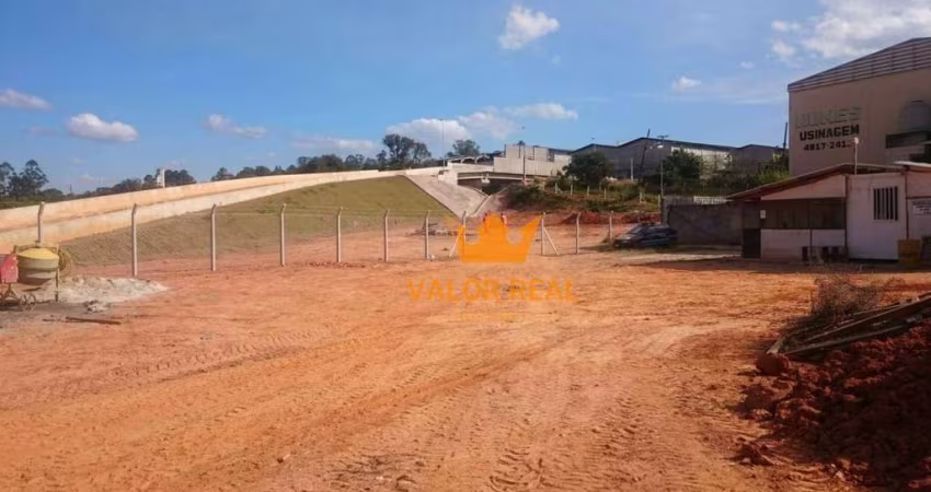 Imóvel Comercial para venda e aluguel em Vila Santa Terezinha de 1692.00m²