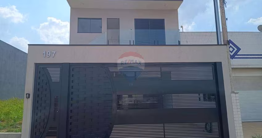 Sobrado para venda em Residencial Piemonte de 185.99m² com 3 Quartos, 1 Suite e 2 Garagens