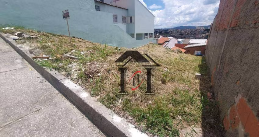 Terreno para venda em Jardim Itália de 250.00m²