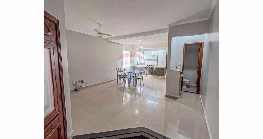 Casa para venda em Parque Aeroporto de 182.58m² com 3 Quartos, 3 Suites e 3 Garagens