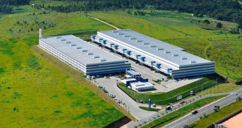 Galpão / Depósito / Armazém para alugar em Distrito Industrial de 1798.00m² com 3 Garagens