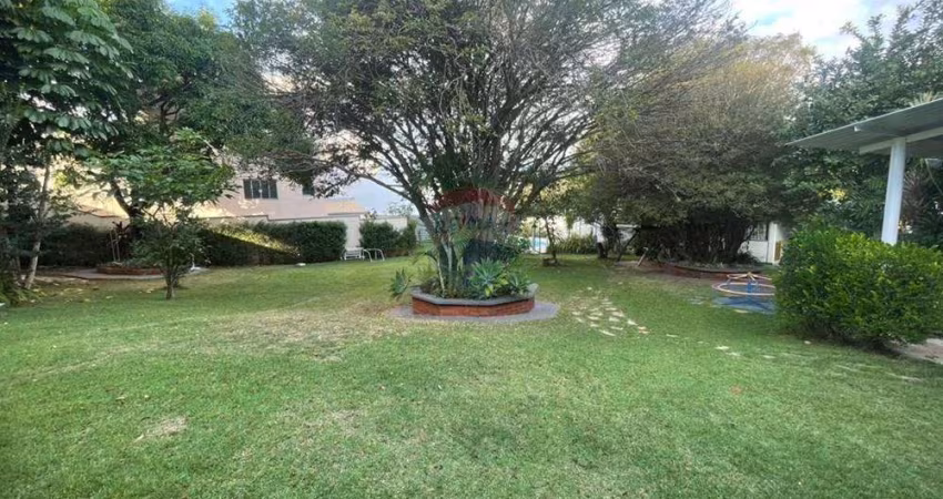 Prédio Comercial para alugar em Jardim Santa Fé de 350.00m² com 2 Quartos e 8 Garagens