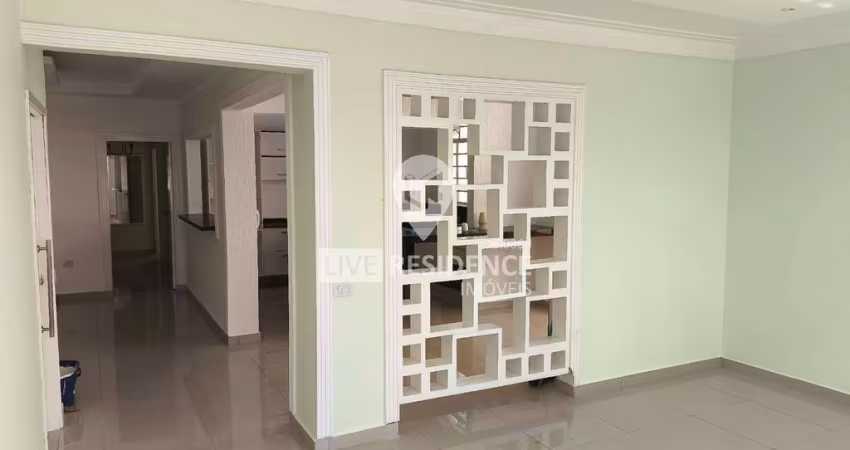 Casa para venda em Nova Itatiba de 211.00m² com 3 Quartos, 1 Suite e 4 Garagens