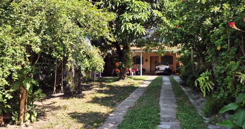 Casa para venda em Jardim São Domingos de 100.00m² com 3 Quartos e 5 Garagens