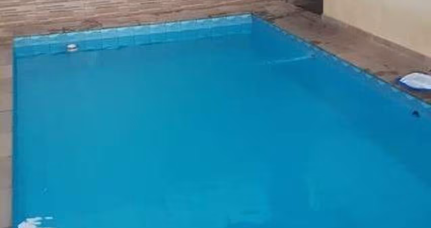 Casa para venda em Parque Das Nações de 225.00m² com 3 Quartos, 1 Suite e 5 Garagens