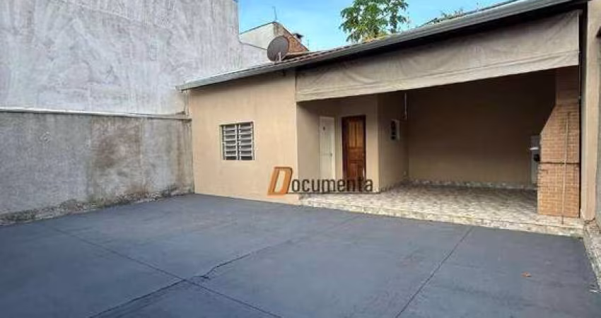 Casa para alugar em Umuarama de 199.00m² com 3 Quartos, 1 Suite e 2 Garagens