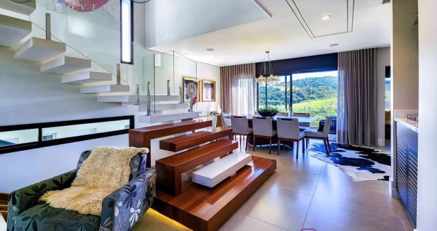 Casa para venda em Santa Isabel de 360.00m² com 4 Quartos, 4 Suites e 4 Garagens