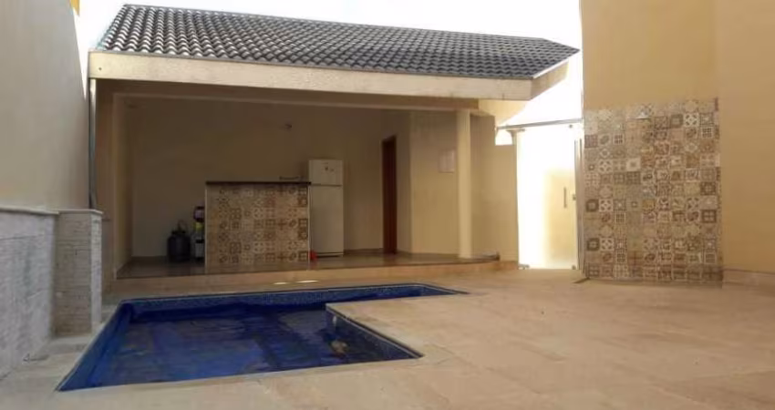 Casa para venda e aluguel em Condomínio Terras Do Vale de 240.00m² com 4 Quartos, 1 Suite e 4 Garagens