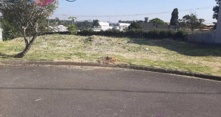 Terreno para venda em Terras De Gênova de 131.00m² com 3 Quartos, 1 Suite e 4 Garagens