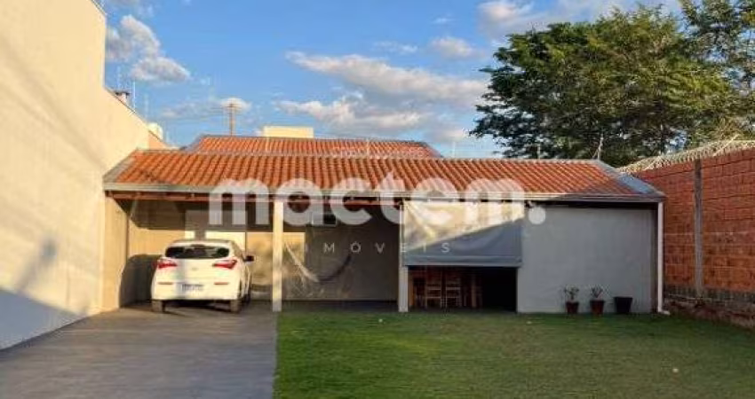 Casa de Condomínio para venda em Villas Mabel de 50.00m² com 1 Quarto e 5 Garagens