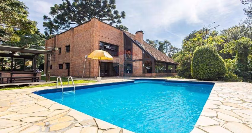 Casa para alugar em Campo Magro de 450.00m² com 5 Quartos, 3 Suites e 10 Garagens