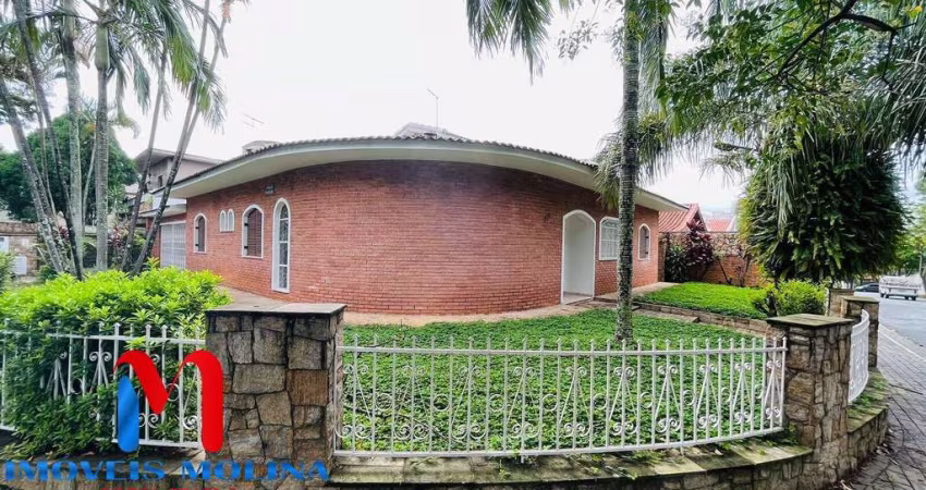 Casa para venda em Jardim São Caetano de 443.00m² com 3 Quartos, 2 Suites e 4 Garagens