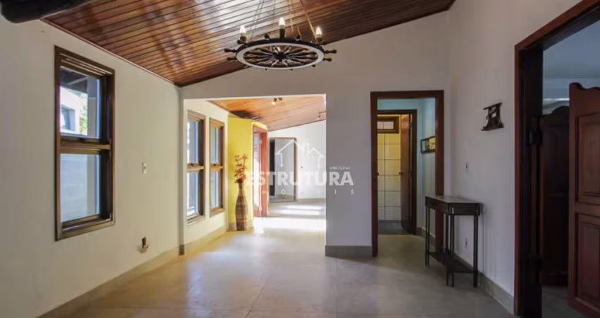 Casa de Condomínio para alugar em Residencial Florença de 315.00m² com 4 Quartos, 4 Suites e 3 Garagens