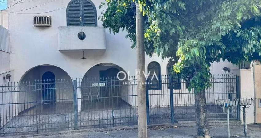 Sobrado para venda em Vila Bom Jesus de 350.00m² com 3 Quartos