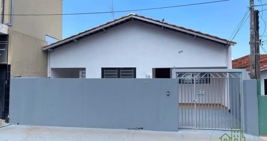 Casa para venda em Centro de 259.00m² com 6 Quartos, 1 Suite e 6 Garagens