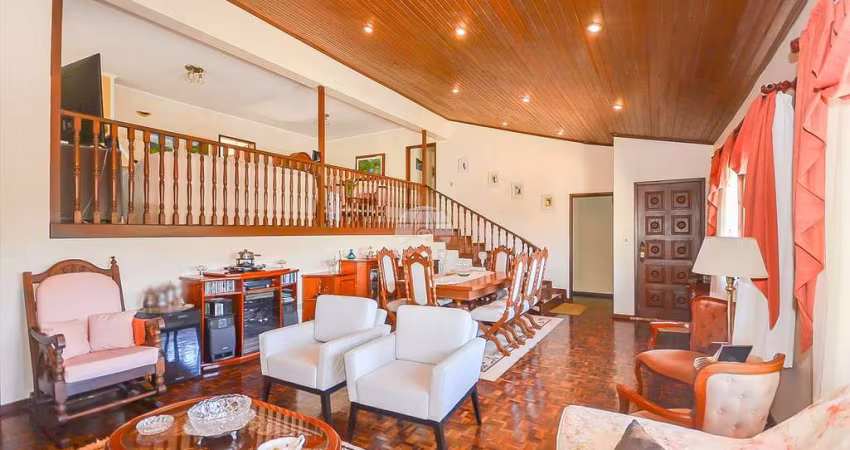 Casa para venda em Santo Inácio de 317.00m² com 4 Quartos, 2 Suites e 3 Garagens