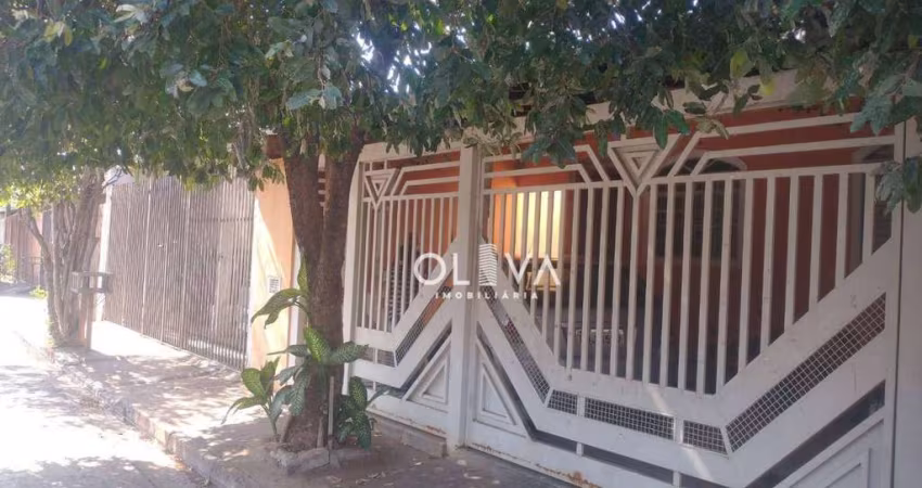 Casa para venda em Cecap de 180.00m² com 3 Quartos